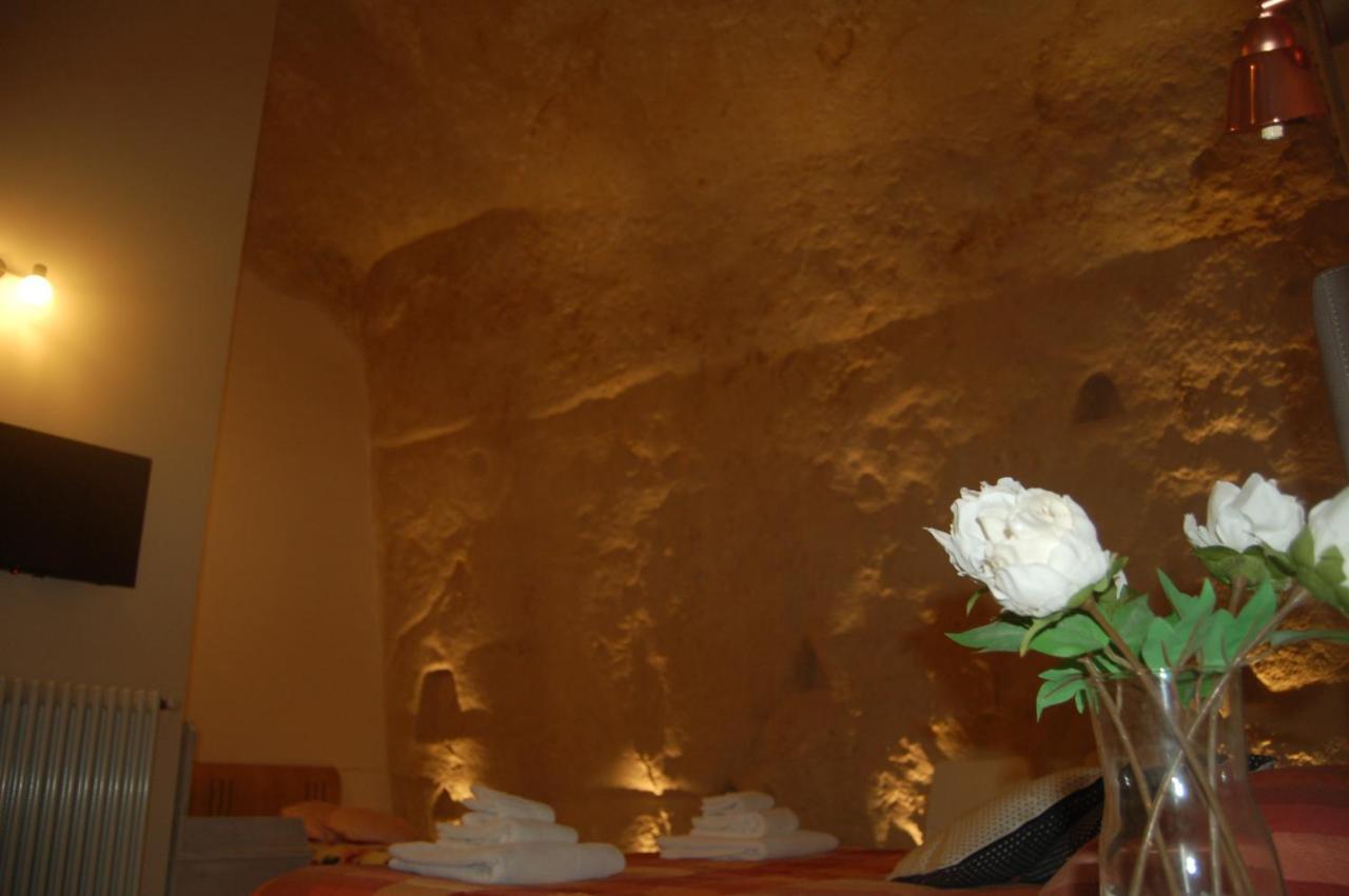 Le 2 Gravine Nei Sassi Villa Matera Luaran gambar